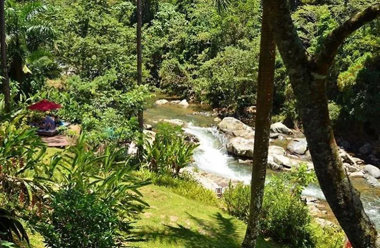 Diferencia Eco-Retreat Hotel San Jose de Las Matas